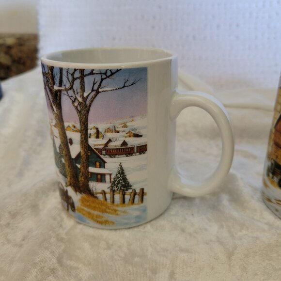 Aunt Loretta's H. Hargrove Dairy Farm Coffee Cup Mugs Set Of 2 H1C Porcelain EUC - Picture 9 of 10